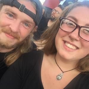 Meet your Posher, Sierra